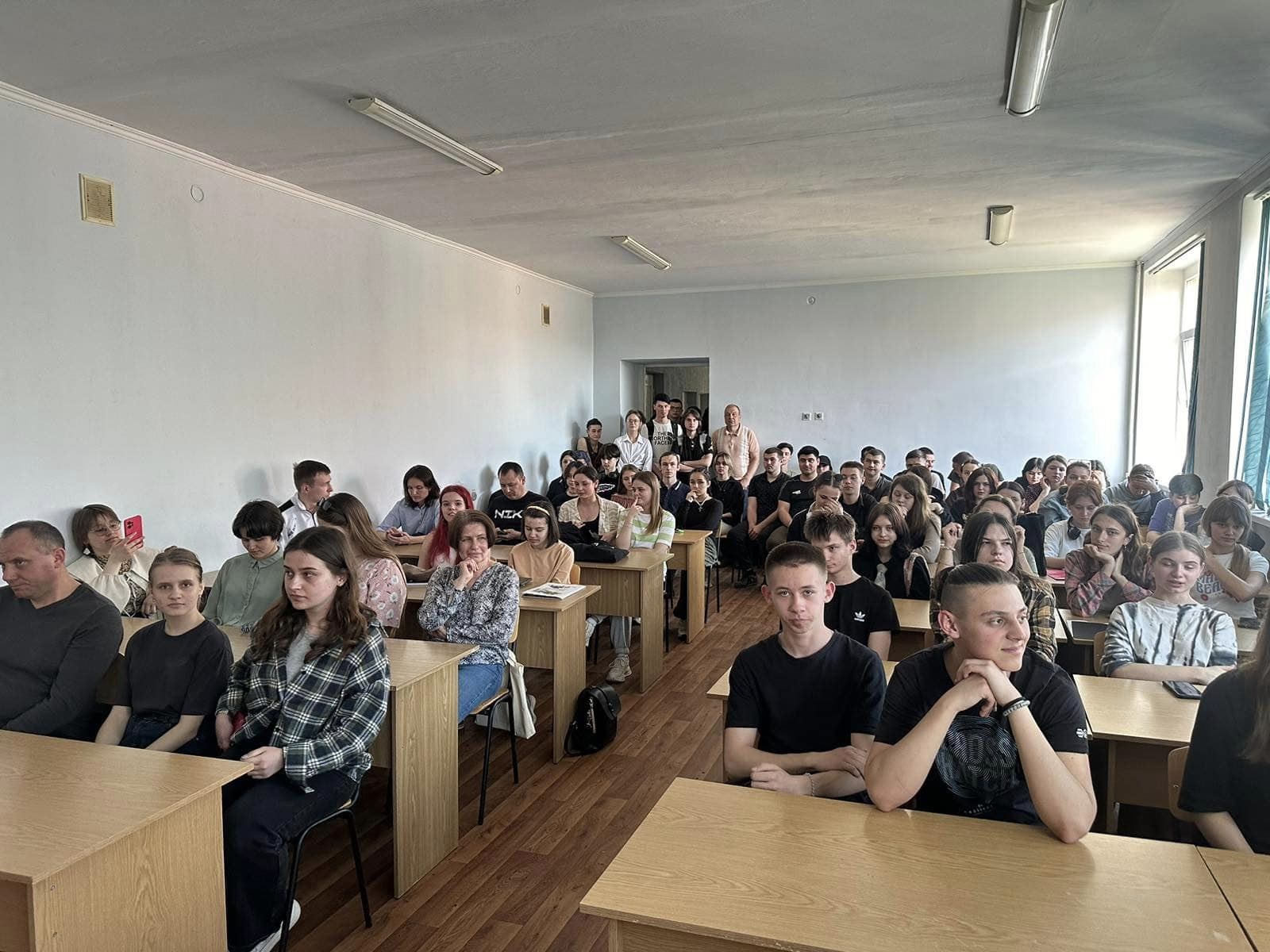 Akademichna Dobrochesnistiy 2